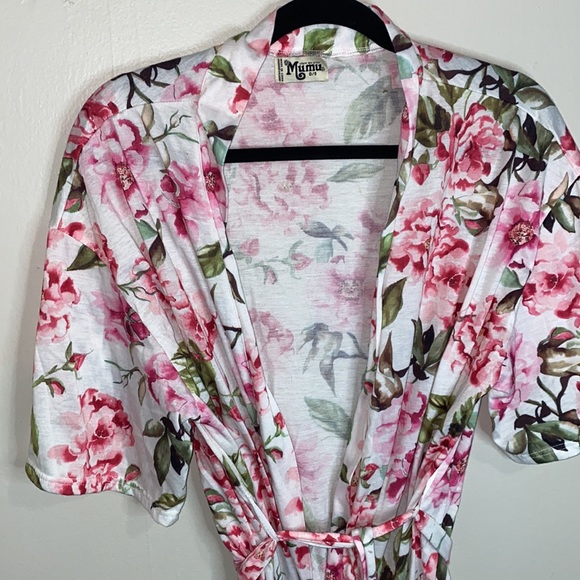 Show Me Your MuMu Other - 💫SHOW ME YOUR MUMU Brie Floral Feminine Romantic Kimono Robe One Size